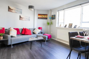 Cosy Flat On Harbour Front- Pass the Keys